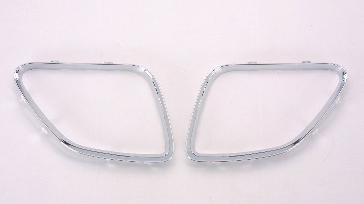 Grille Upper Outer Chrome Passenger Side For Pontiac - GM1200541