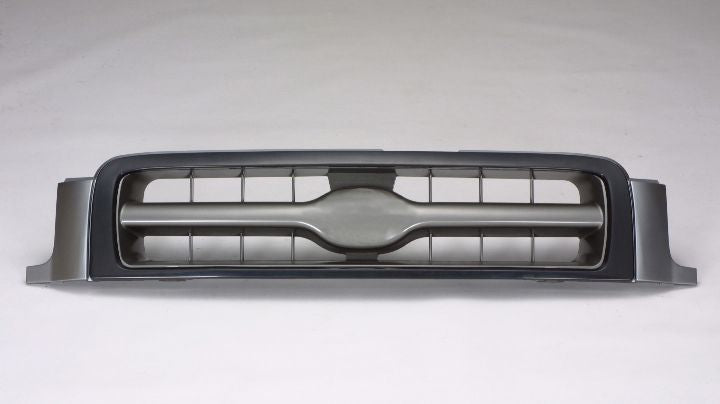 Grille Xe Model Silver Frontom 12/1998 For Nissan - NI1200187