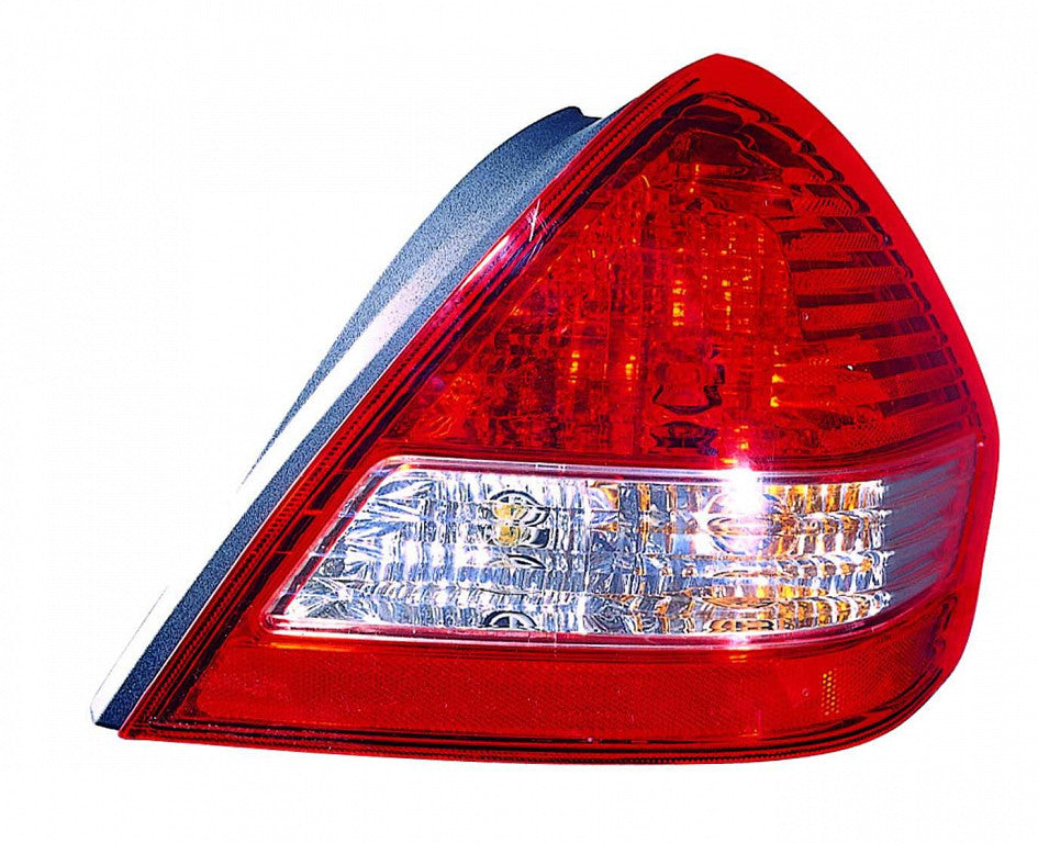 Tail Lamp Passenger Side Sdn Capa For Nissan - NI2801185C