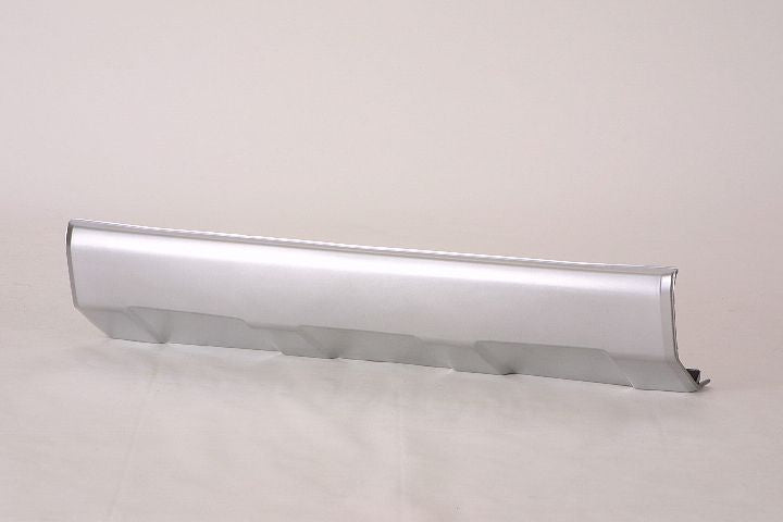 Valance Front Painted Silver Gray M/T To Jan 2007 Capa For Toyota - TO1095200C