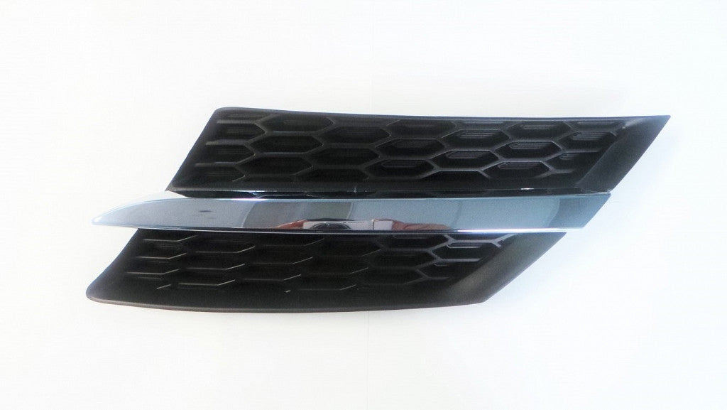 Grille Passenger Side With Chrome Moulding For Toyota - TO1200361U