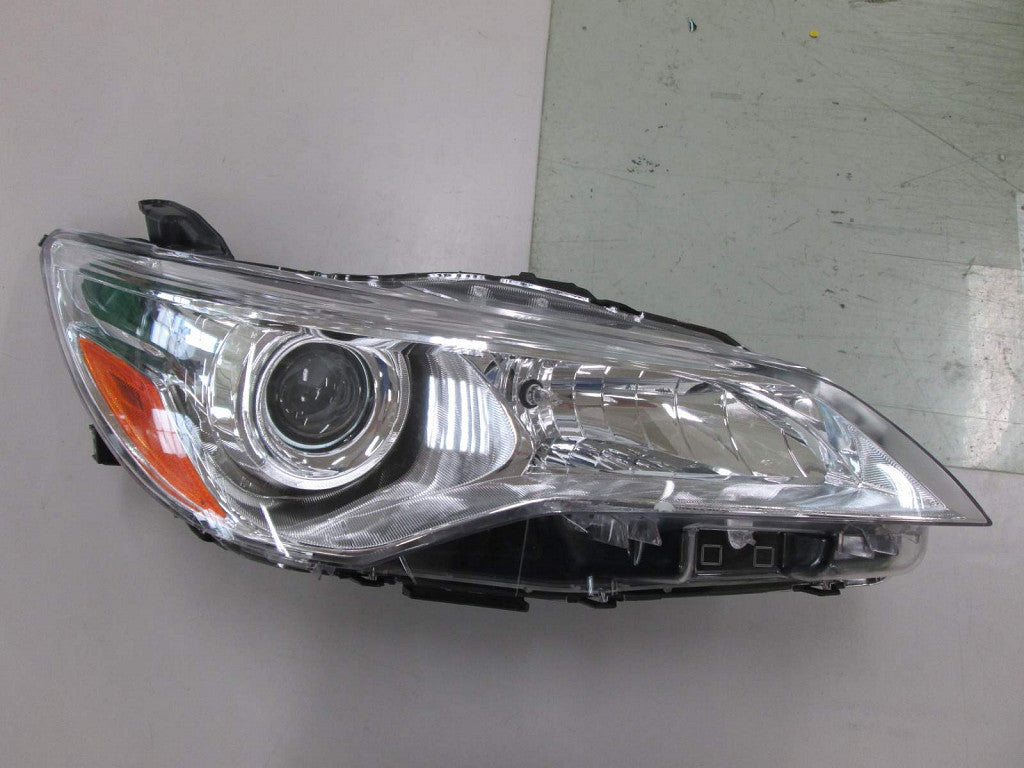 Head Lamp Passenger Side Halogen Le/Xle Chrome Bezel Without Led Kentucky Built For Toyota - TO2503222V