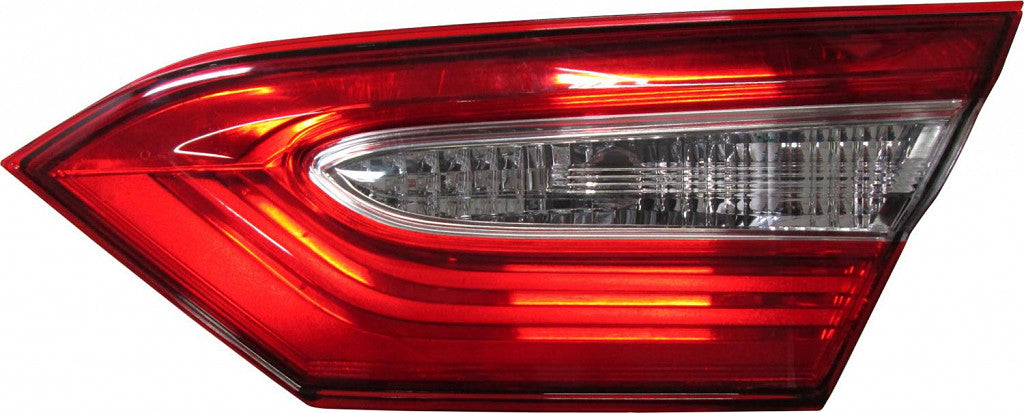 Trunk Lamp Driver Side Le Model Japan Built Without Smoked Tint Capa For Toyota - TO2802145C