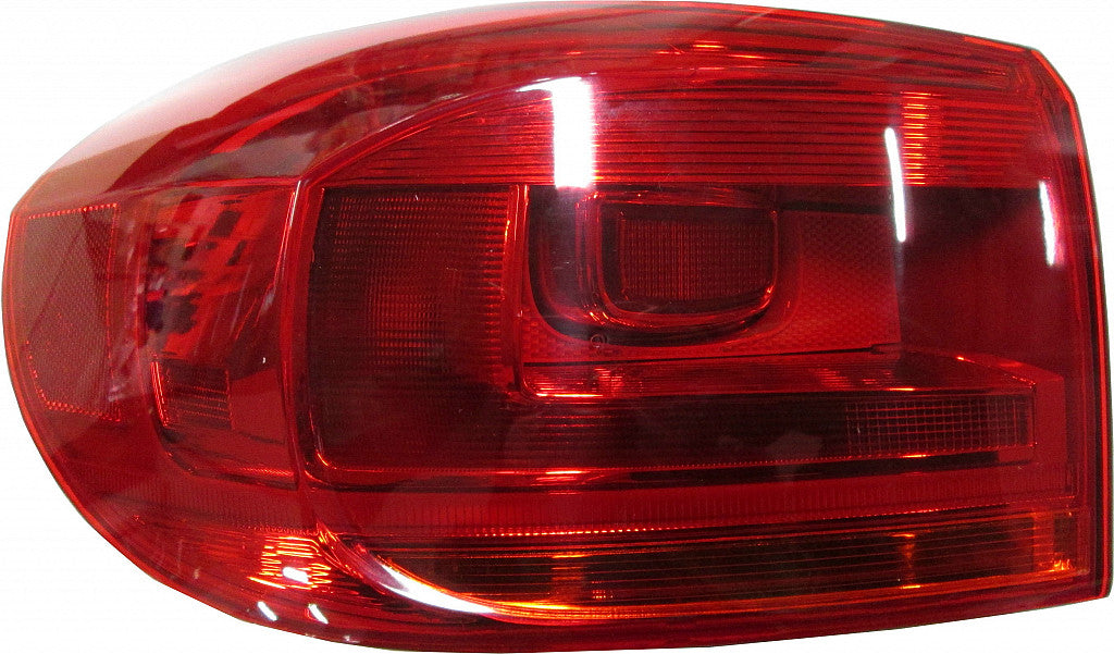 Tail Lamp Passenger Side Frontom 9/6/11 Capa For Volkswagen - VW2805110C