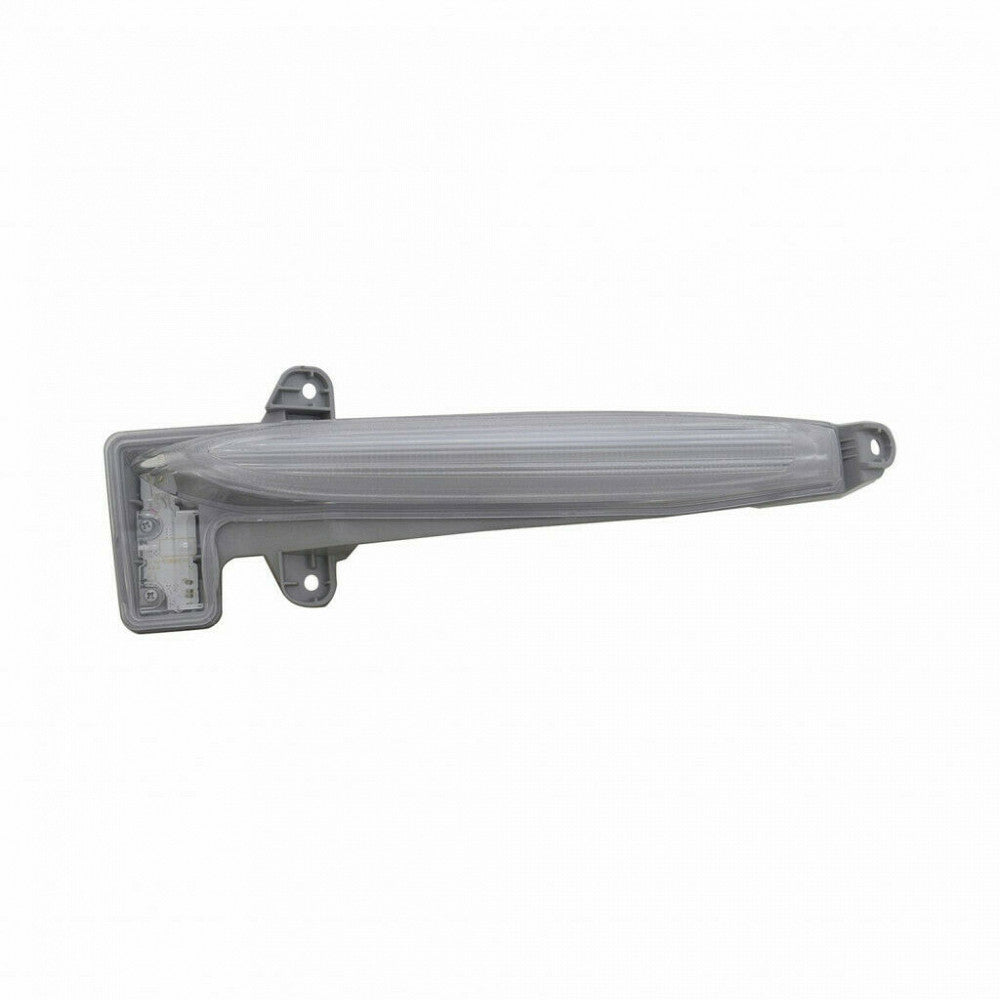 Daytime Running Lamp Passenger Side Se/Xse Model Japan Built Capa For Toyota - TO2563105C