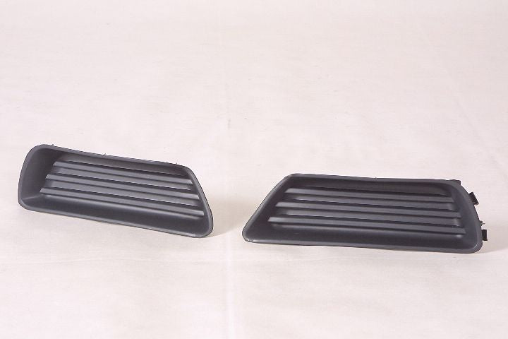 Fog Lamp Cover Front Driver Side Ce/Le/Base/Hyb For Toyota - TO2598103